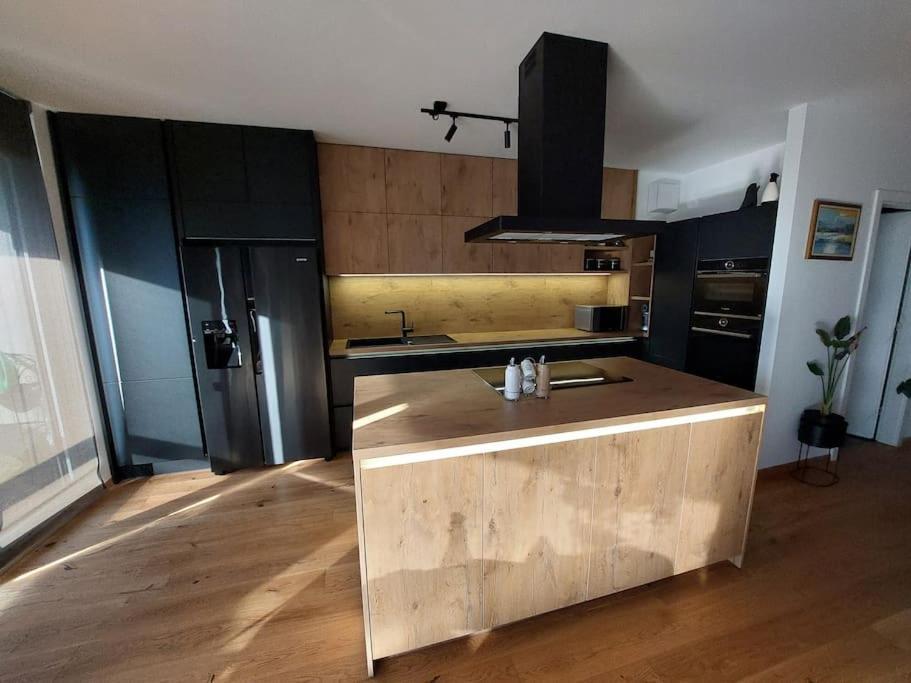 Luxury Apartment לובליאנה מראה חיצוני תמונה